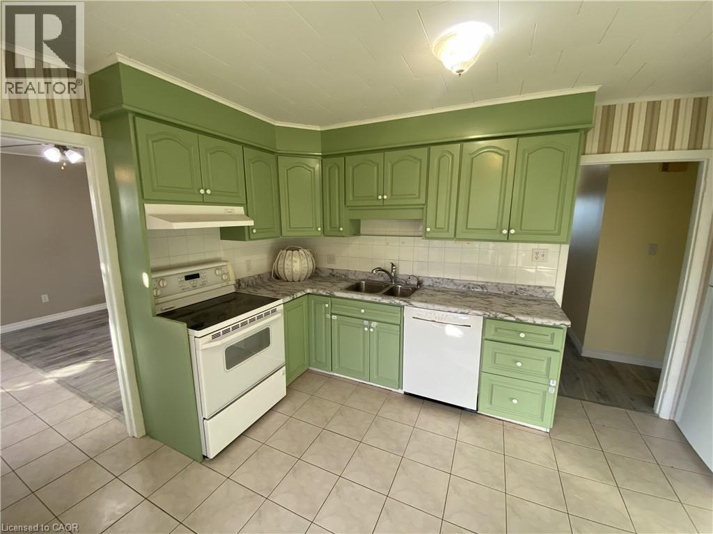 5220 Greenlane Road, Beamsville, Ontario L0R 1B3 - Photo 15 - 40786758