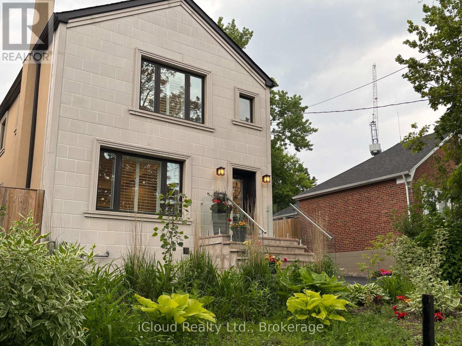 98 Poyntz Avenue Sw, Toronto, Ontario  M2N 1J2 - Photo 3 - C12524252