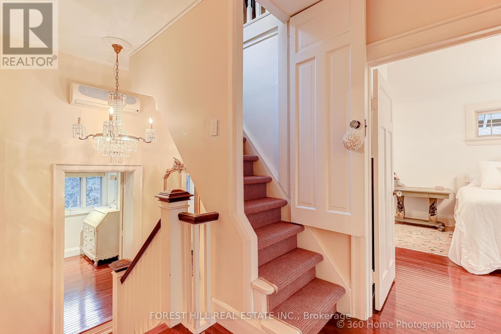 91 Braemore Gardens, Toronto, Ontario  M6G 2C7 - Photo 34 - C12524268