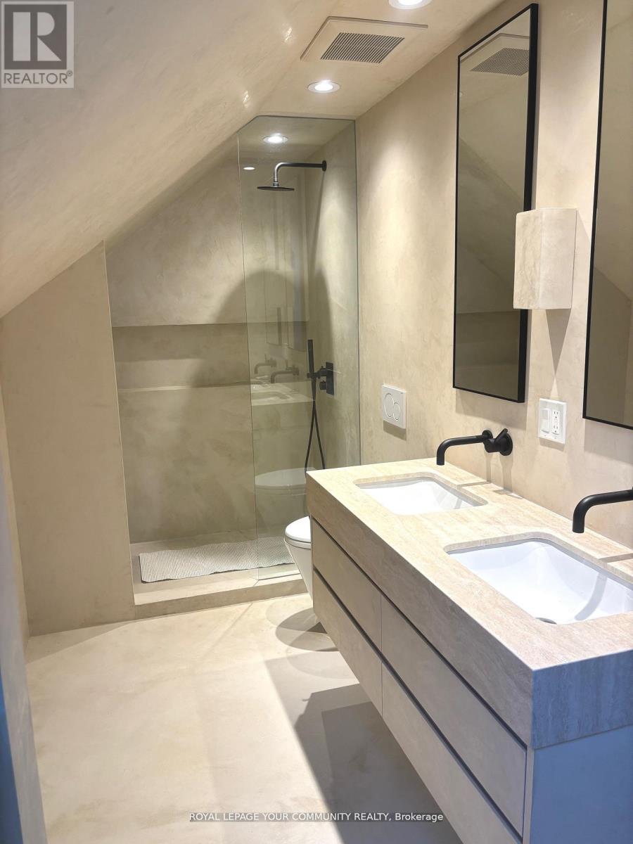 495 St Germain Avenue, Toronto, Ontario  M5M 1X3 - Photo 8 - C12524286