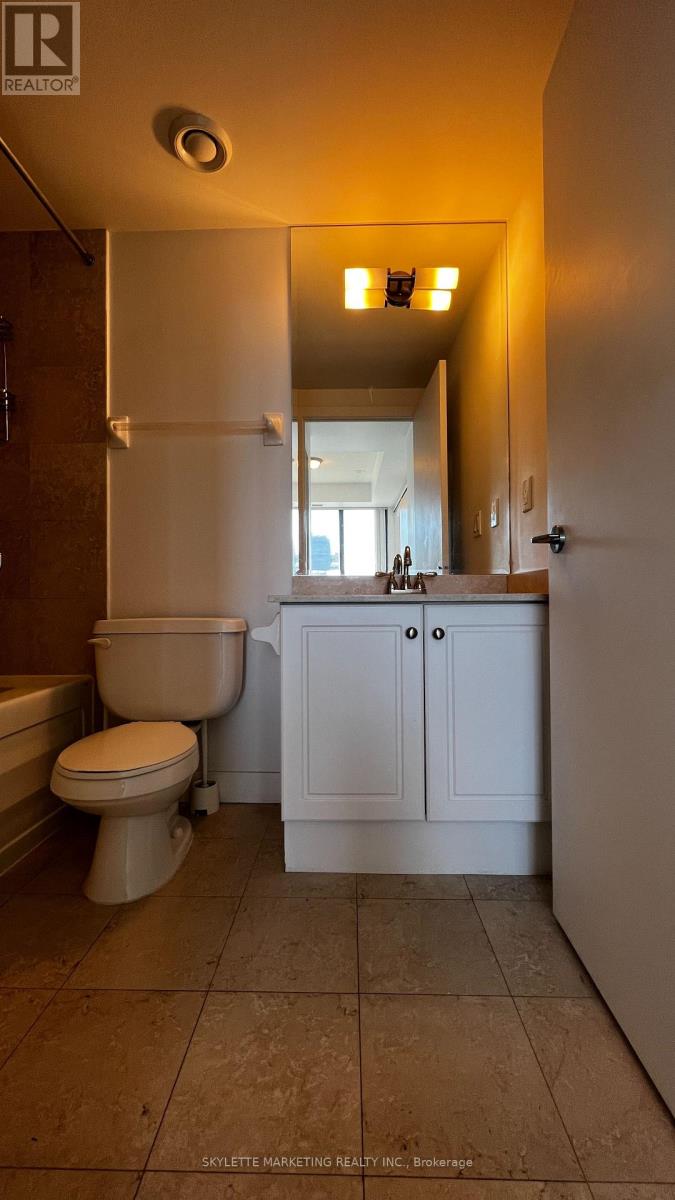 911 - 438 King Street W, Toronto, Ontario  M5V 3T9 - Photo 12 - C12524354