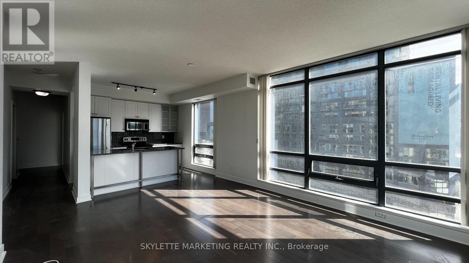 911 - 438 King Street W, Toronto, Ontario  M5V 3T9 - Photo 6 - C12524354