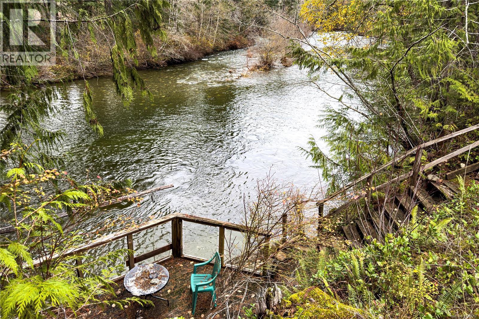 9571 Gleadle Rd, Black Creek, British Columbia  V9J 1G1 - Photo 5 - 1018517