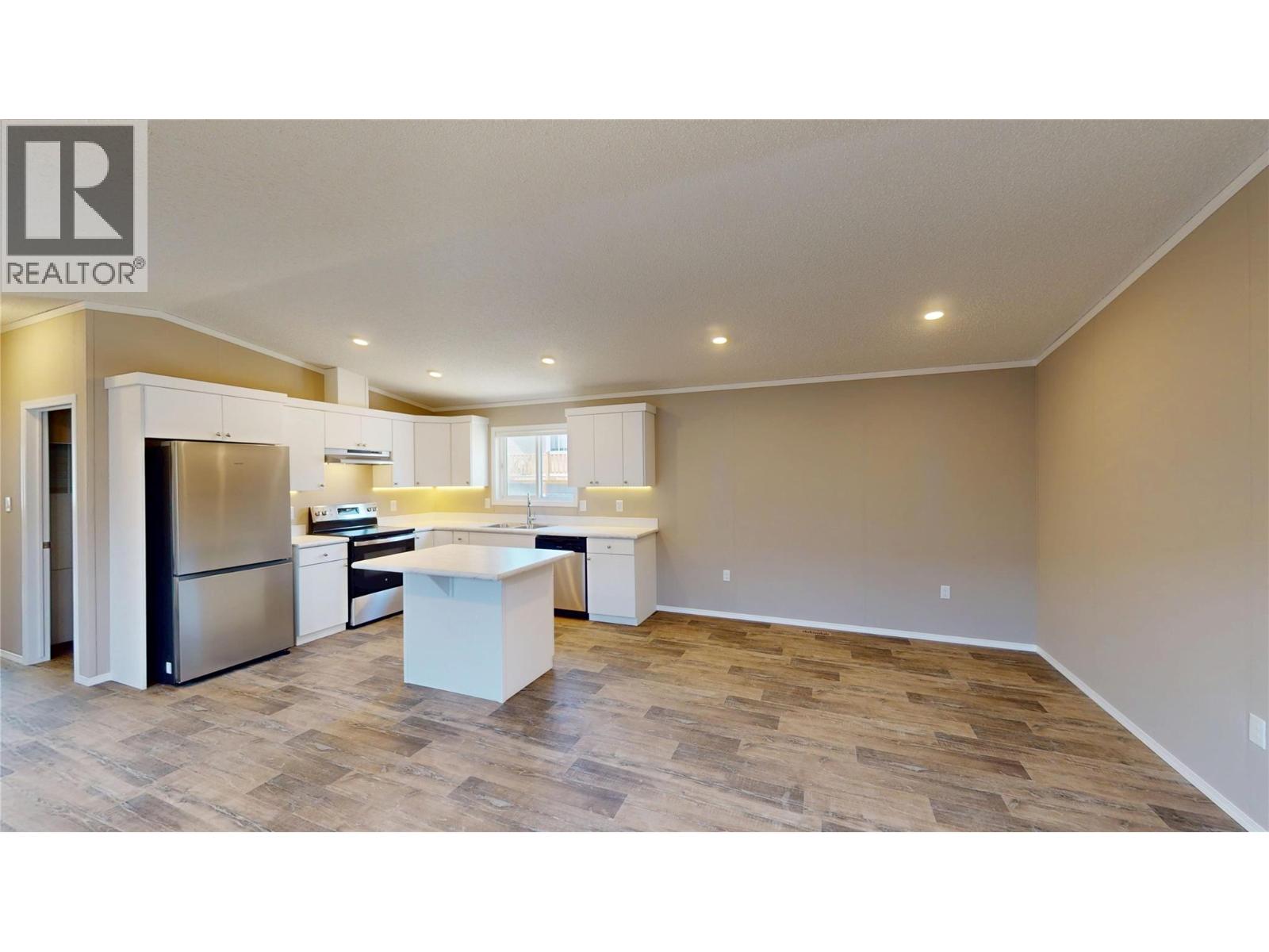 529 Pagurut Avenue W, Cranbrook, British Columbia V1C 0G5 - Photo 10 - 10346917