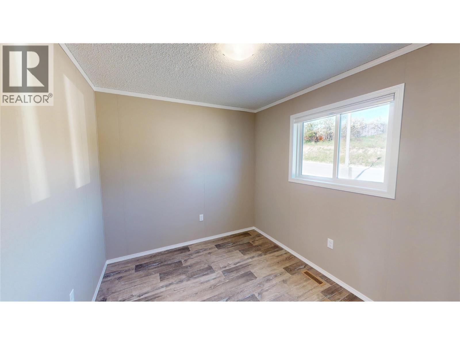 529 Pagurut Avenue W, Cranbrook, British Columbia V1C 0G5 - Photo 20 - 10346917