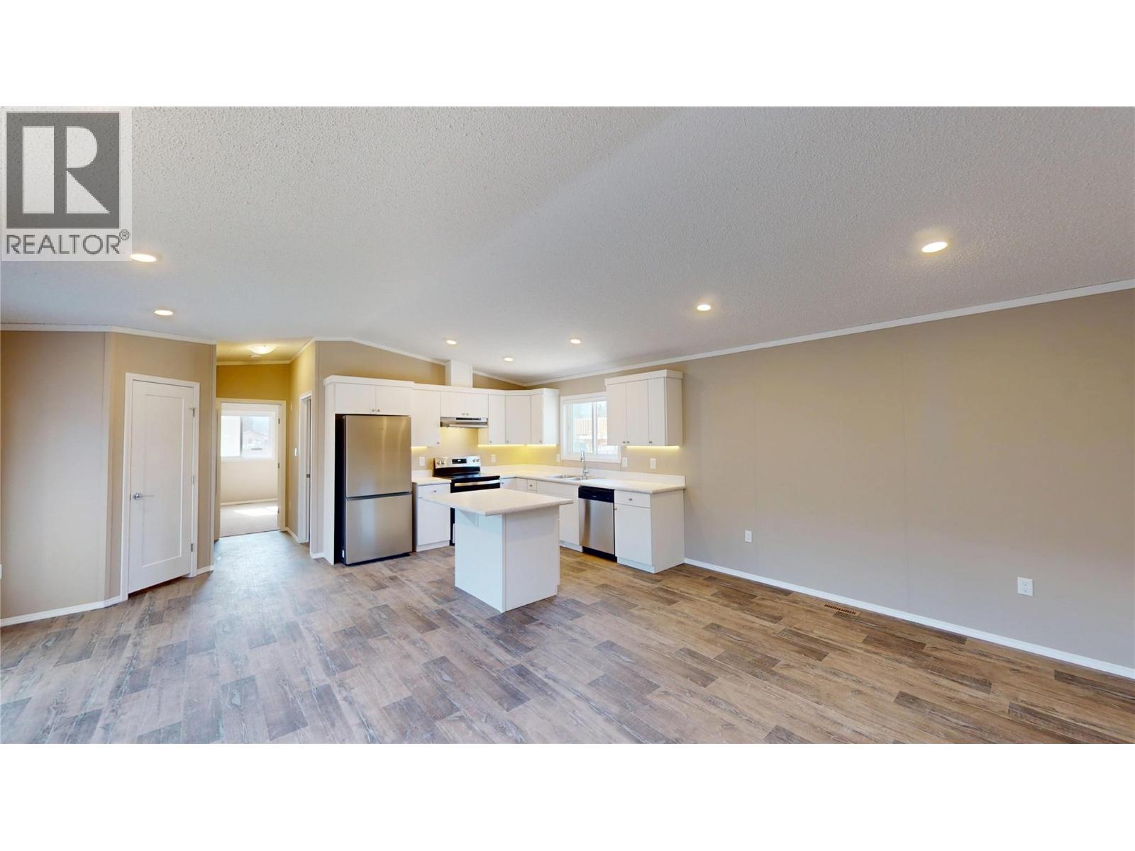 529 Pagurut Avenue W, Cranbrook, British Columbia V1C 0G5 - Photo 8 - 10346917