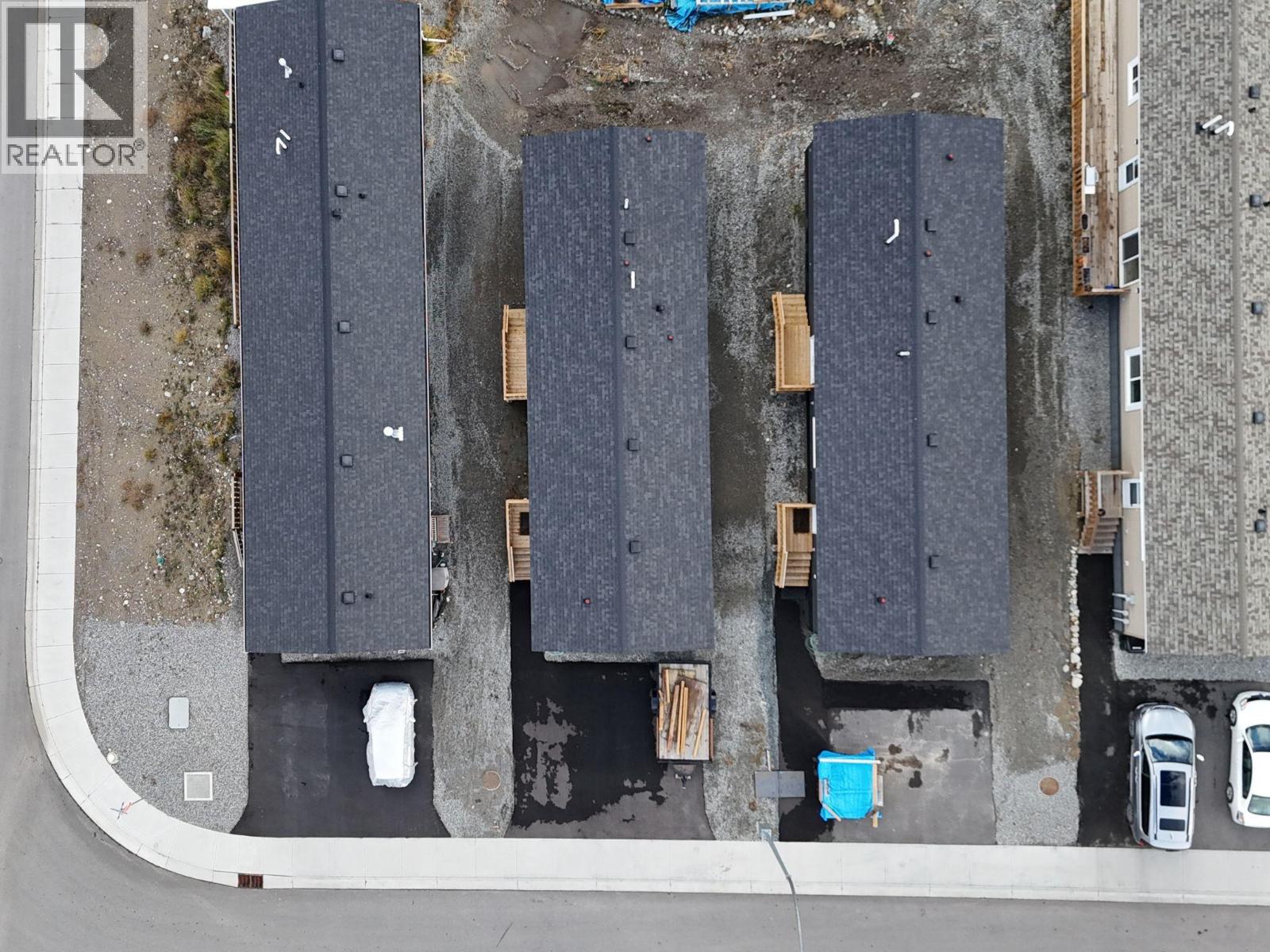 529 Pagurut Avenue W, Cranbrook, British Columbia V1C 0G5 - Photo 4 - 10346917