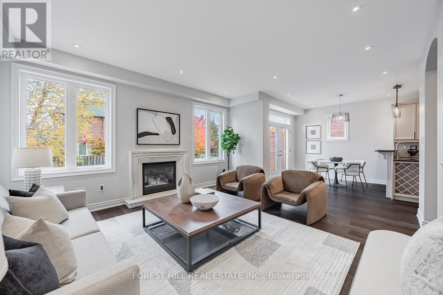 231 Butterfly Lane, Oakville, Ontario  L6L 6V4 - Photo 13 - W12523416