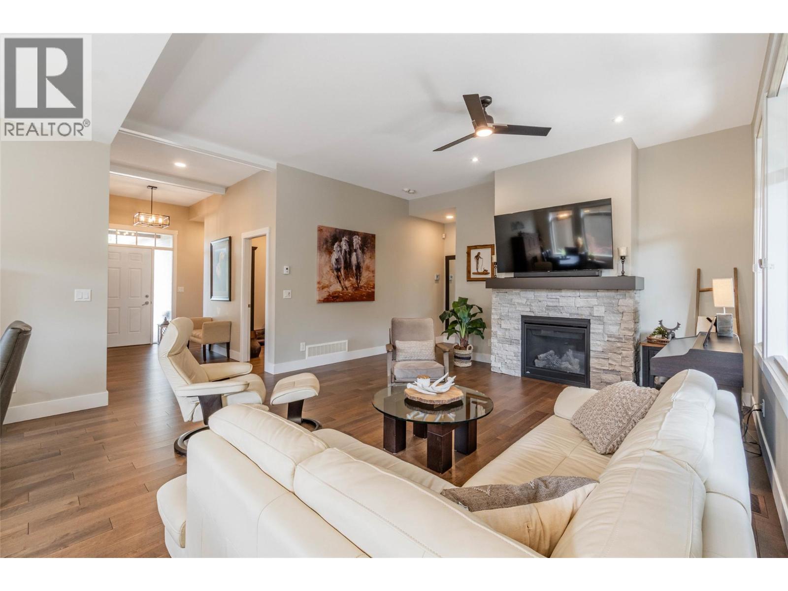 6833 Meadows Drive Unit# 24, Oliver, British Columbia  V0H 1T4 - Photo 5 - 10354928