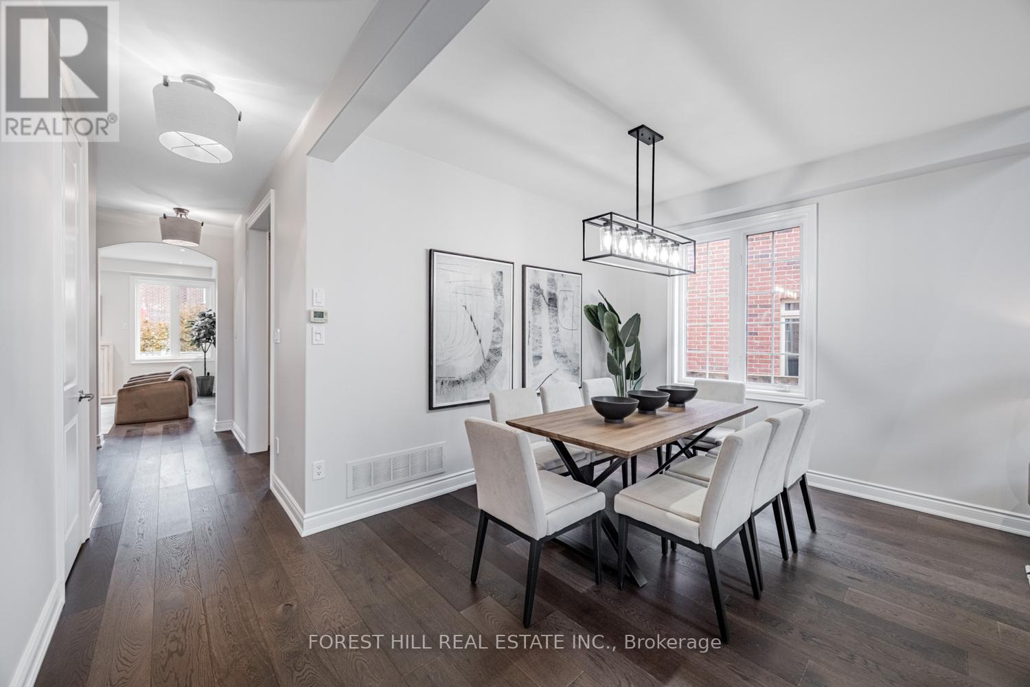 231 Butterfly Lane, Oakville, Ontario  L6L 6V4 - Photo 10 - W12523416