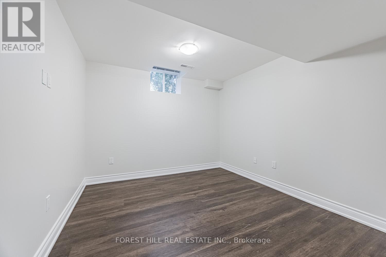 231 Butterfly Lane, Oakville, Ontario  L6L 6V4 - Photo 36 - W12523416