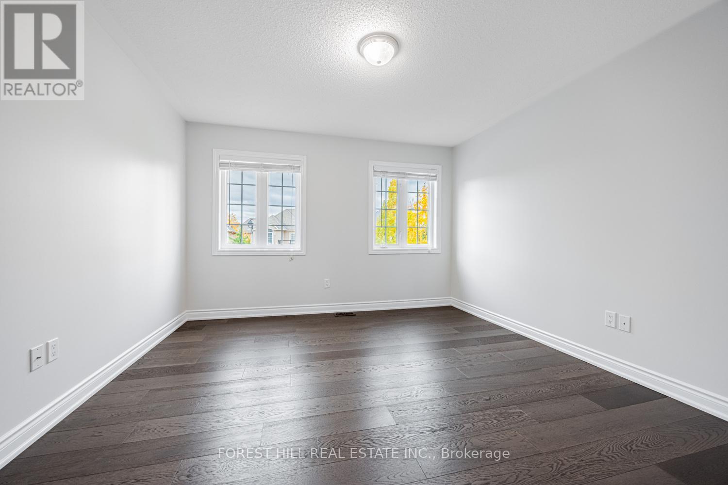 231 Butterfly Lane, Oakville, Ontario  L6L 6V4 - Photo 30 - W12523416