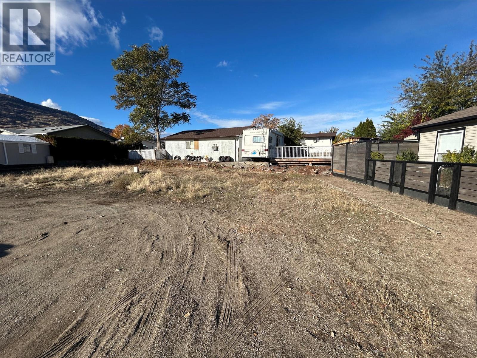 30 Cactus Crescent Unit# 8, Osoyoos, British Columbia V0H 1V3 - Photo 3 - 10356998