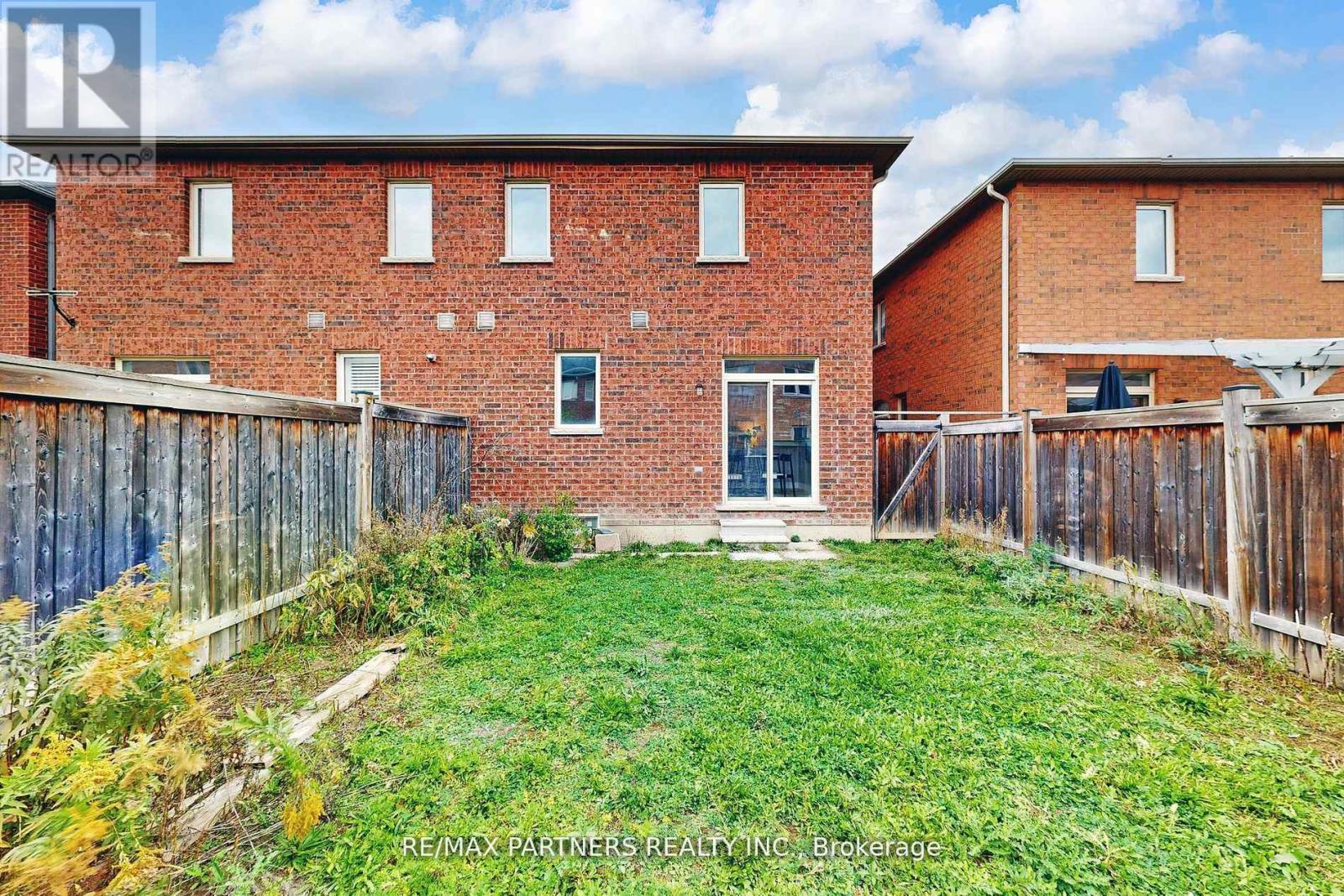 29 Robert Osprey Drive, Markham, Ontario  L6C 0K9 - Photo 29 - N12524350