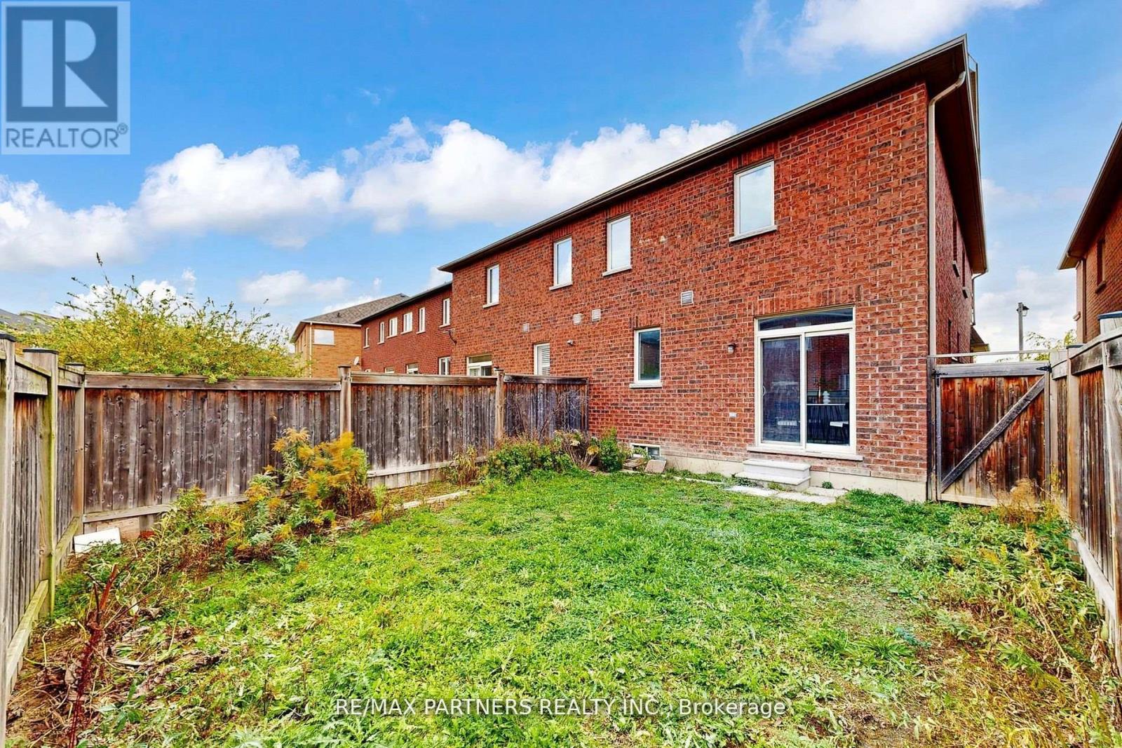 29 Robert Osprey Drive, Markham, Ontario  L6C 0K9 - Photo 30 - N12524350