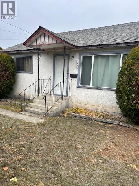 3595 Lakeshore Road, Kelowna, British Columbia