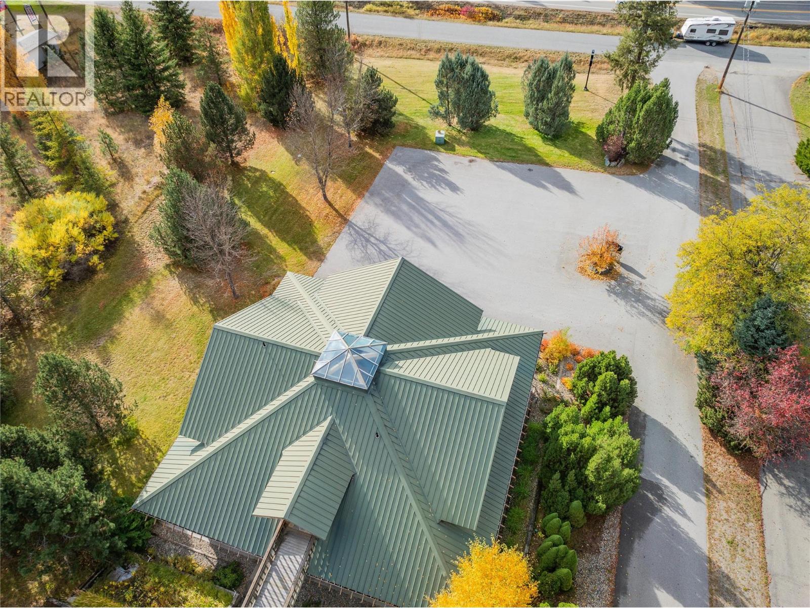 1746 Sandner Frontage Road, Christina Lake, British Columbia  V0H 1E0 - Photo 6 - 10368821