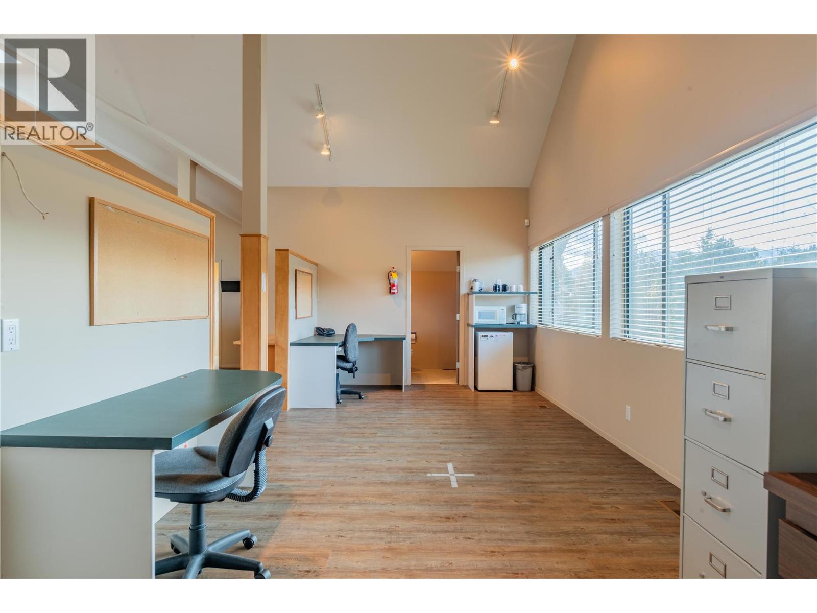 1746 Sandner Frontage Road, Christina Lake, British Columbia  V0H 1E0 - Photo 53 - 10368821