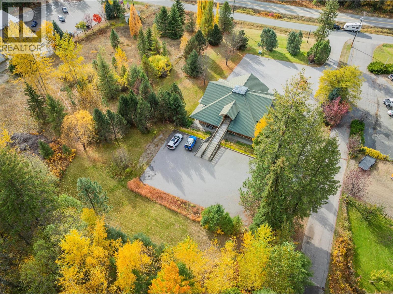 1746 Sandner Frontage Road, Christina Lake, British Columbia  V0H 1E0 - Photo 2 - 10368821