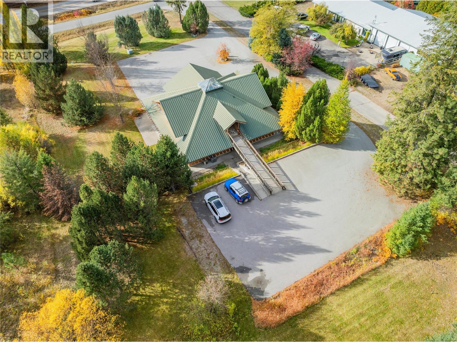 1746 Sandner Frontage Road, Christina Lake, British Columbia  V0H 1E0 - Photo 5 - 10368821