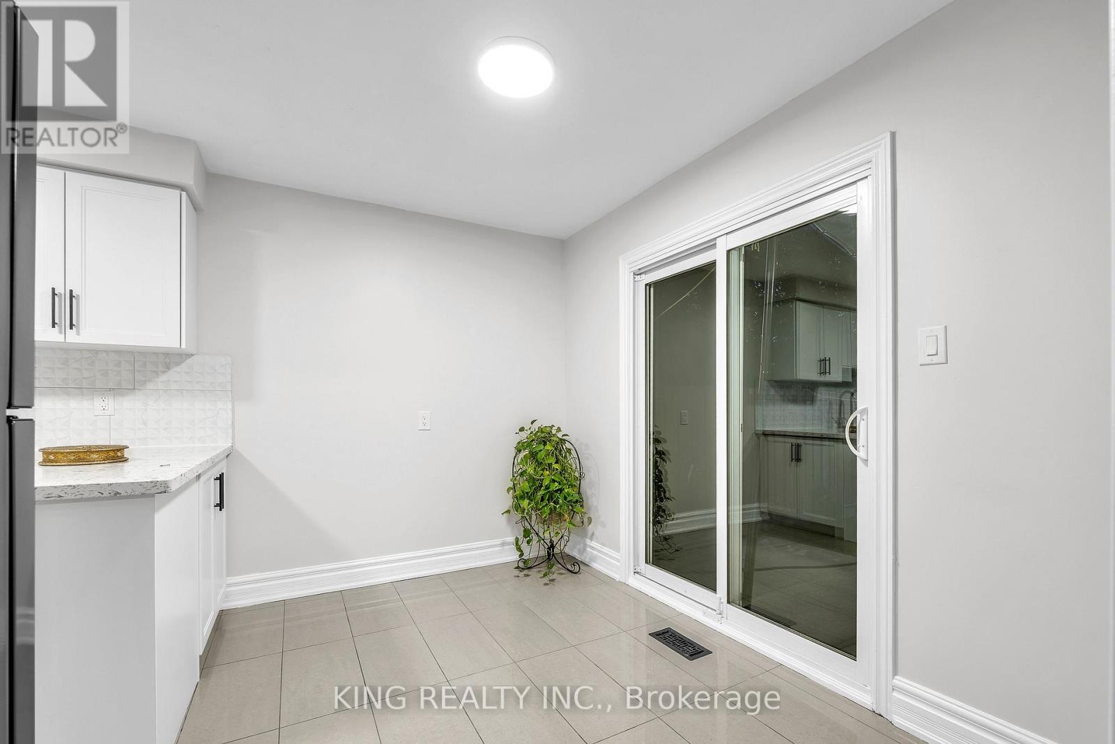 51 Pennsylvania Avenue, Brampton, Ontario  L6Y 4P3 - Photo 17 - W12524246