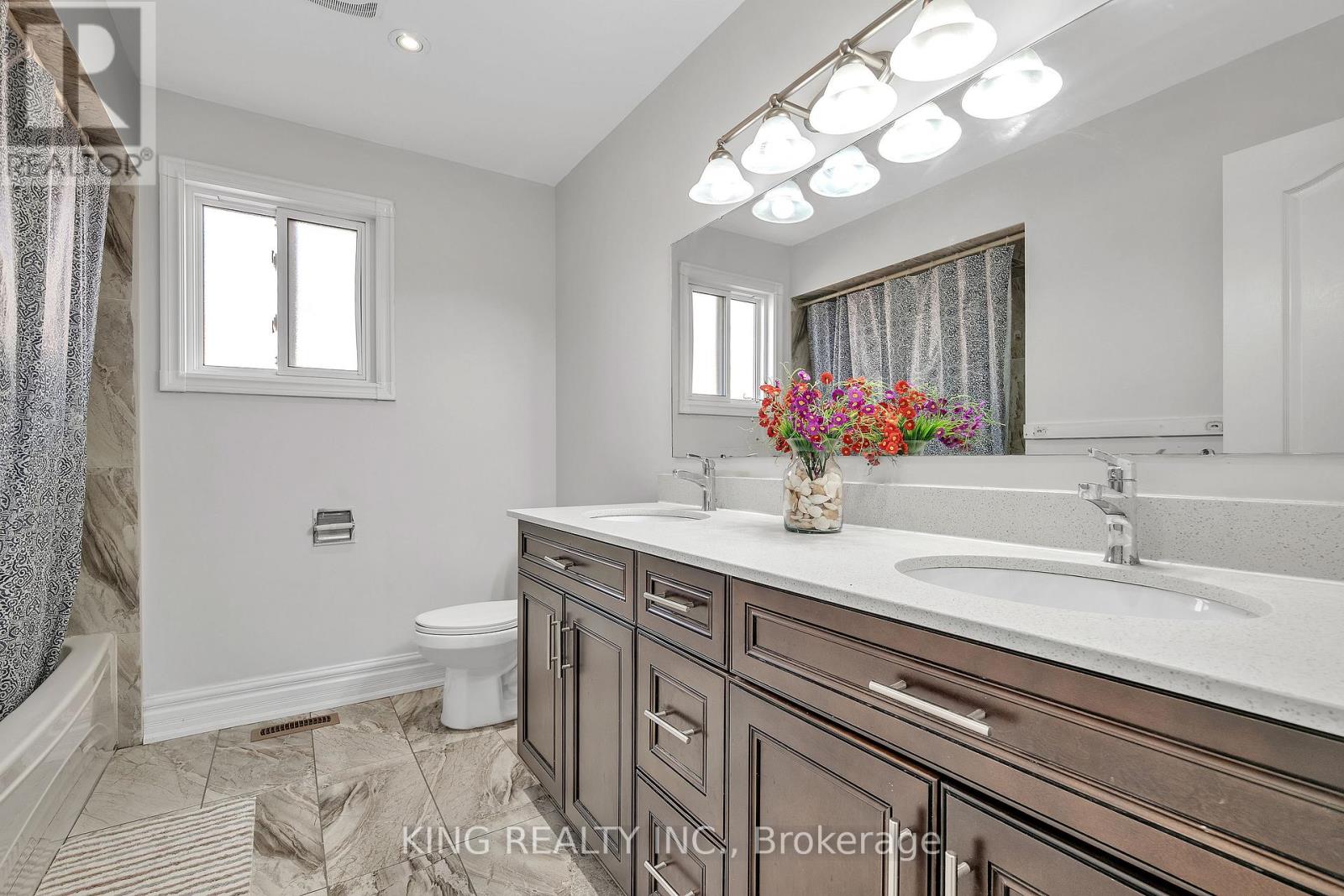 51 Pennsylvania Avenue, Brampton, Ontario  L6Y 4P3 - Photo 28 - W12524246