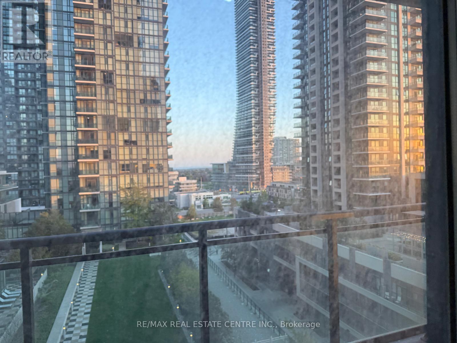 803 - 4099 Brickstone Mews, Mississauga, Ontario  L5B 0G2 - Photo 27 - W12524254