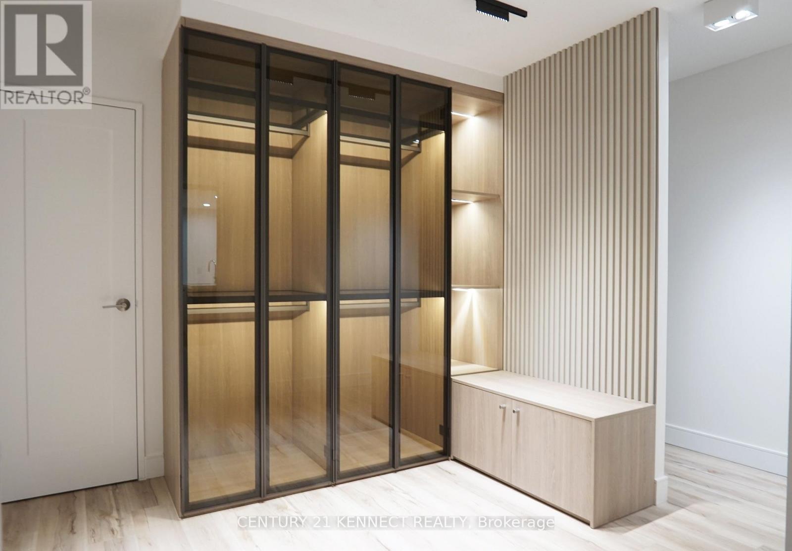 1601 - 3170 KIRWIN AVENUE S, Mississauga, Ontario