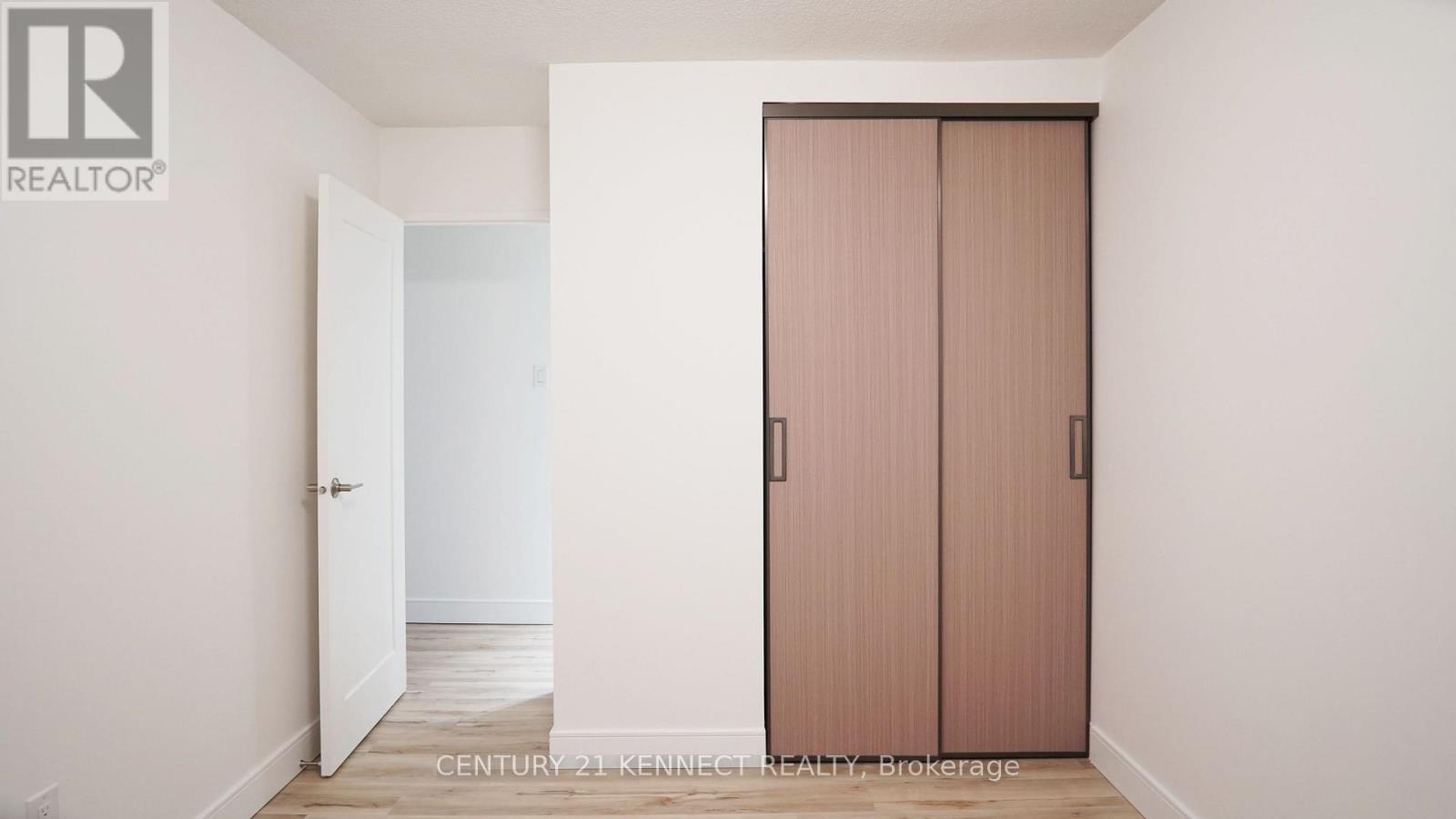 1601 - 3170 Kirwin Avenue S, Mississauga, Ontario  L5A 3R1 - Photo 14 - W12524284