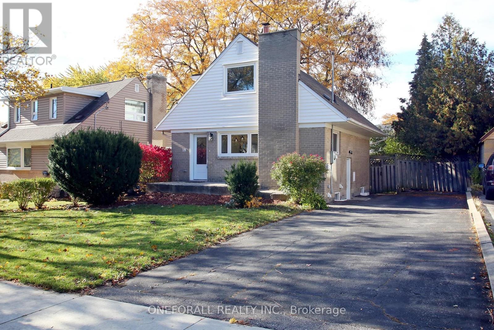 10 Esmond Crescent, Toronto, Ontario  M9W 3P8 - Photo 30 - W12524316