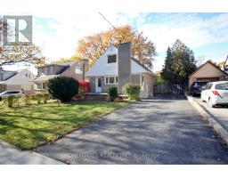 10 ESMOND CRESCENT, Toronto, Ontario