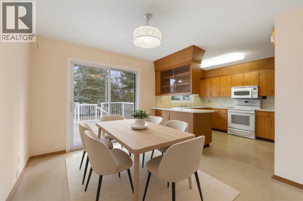 5339 Brisebois Drive Nw, Calgary, Alberta  T2L 2G9 - Photo 4 - A2268140