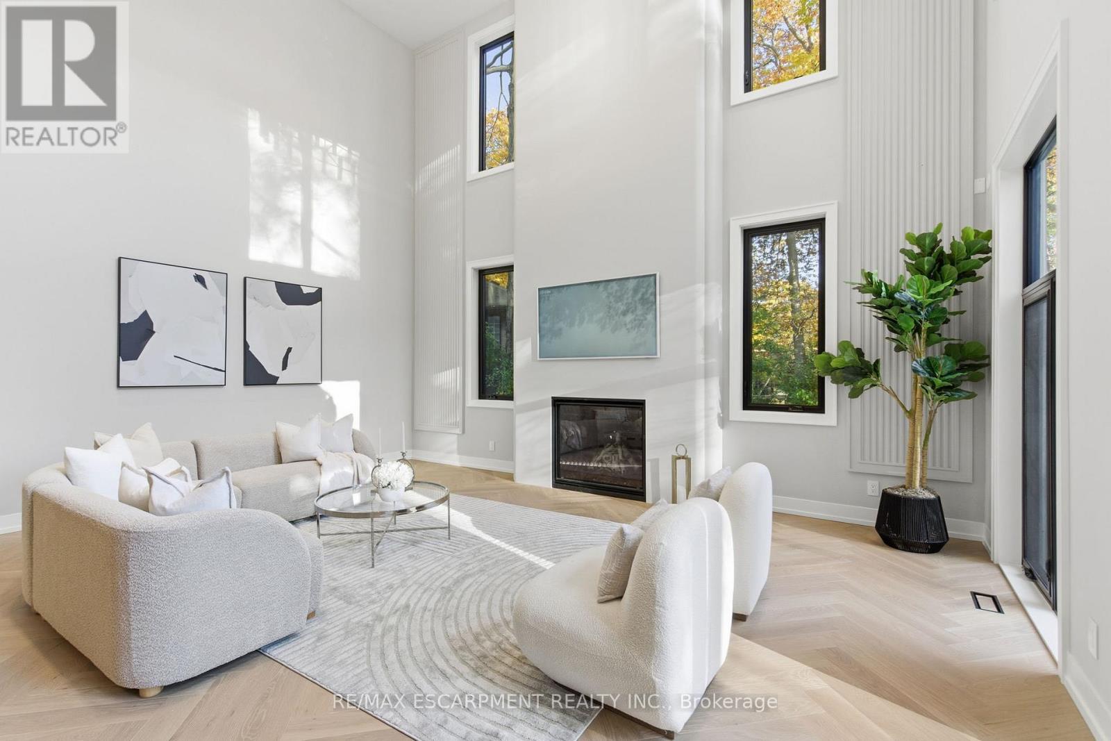 1380 Birchwood Heights Drive, Mississauga, Ontario  L5G 2Y2 - Photo 13 - W12517026