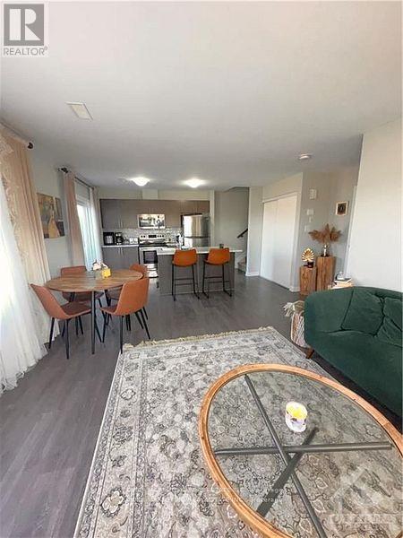 704c - 704 Amberwing Private, Ottawa, Ontario K4A 5H5 - Photo 4 - X12524394