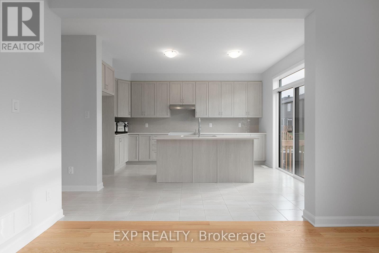 539 Anchor Circle, Ottawa, Ontario  K4M 0N4 - Photo 10 - X12524404