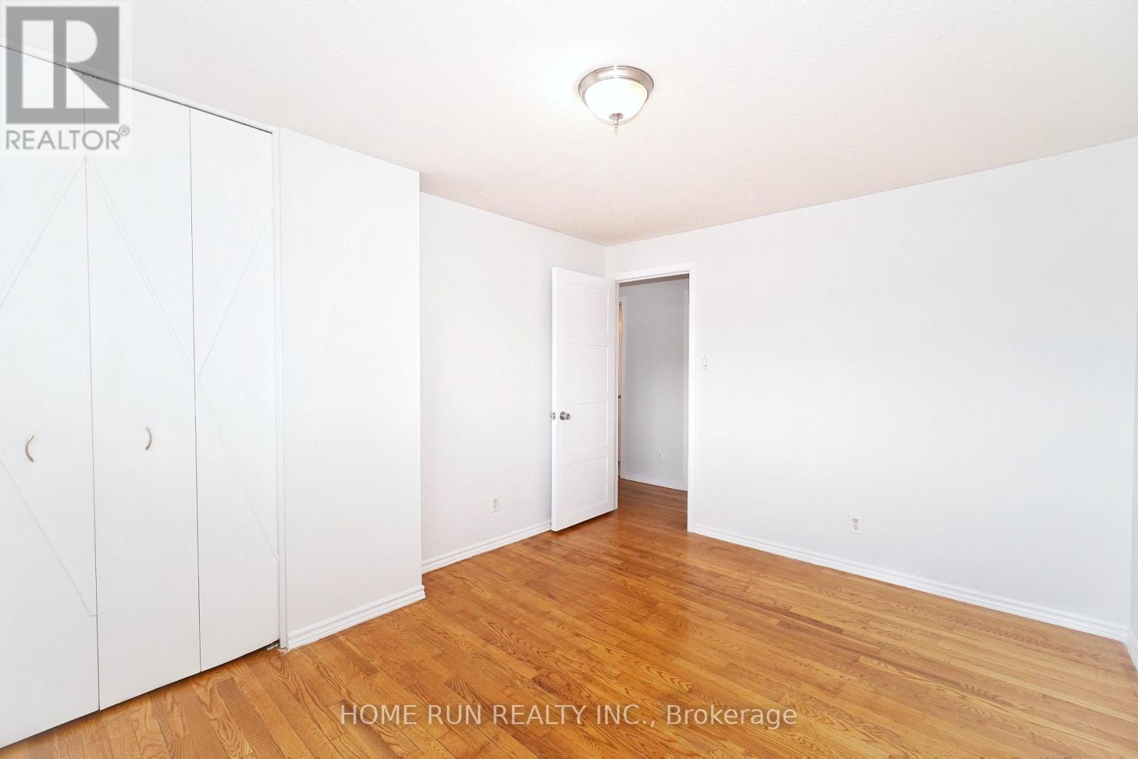 1292 Meadowlands Drive E, Ottawa, Ontario  K2E 6K5 - Photo 37 - X12524416