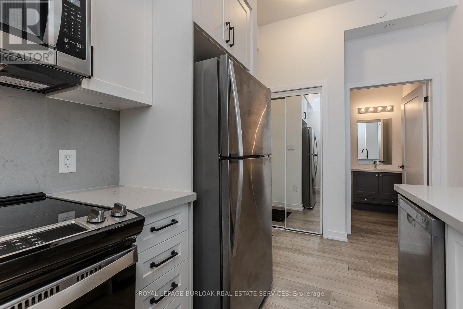 114 - 470 Dundas Street, Hamilton, Ontario  L8B 2A6 - Photo 8 - X12524300