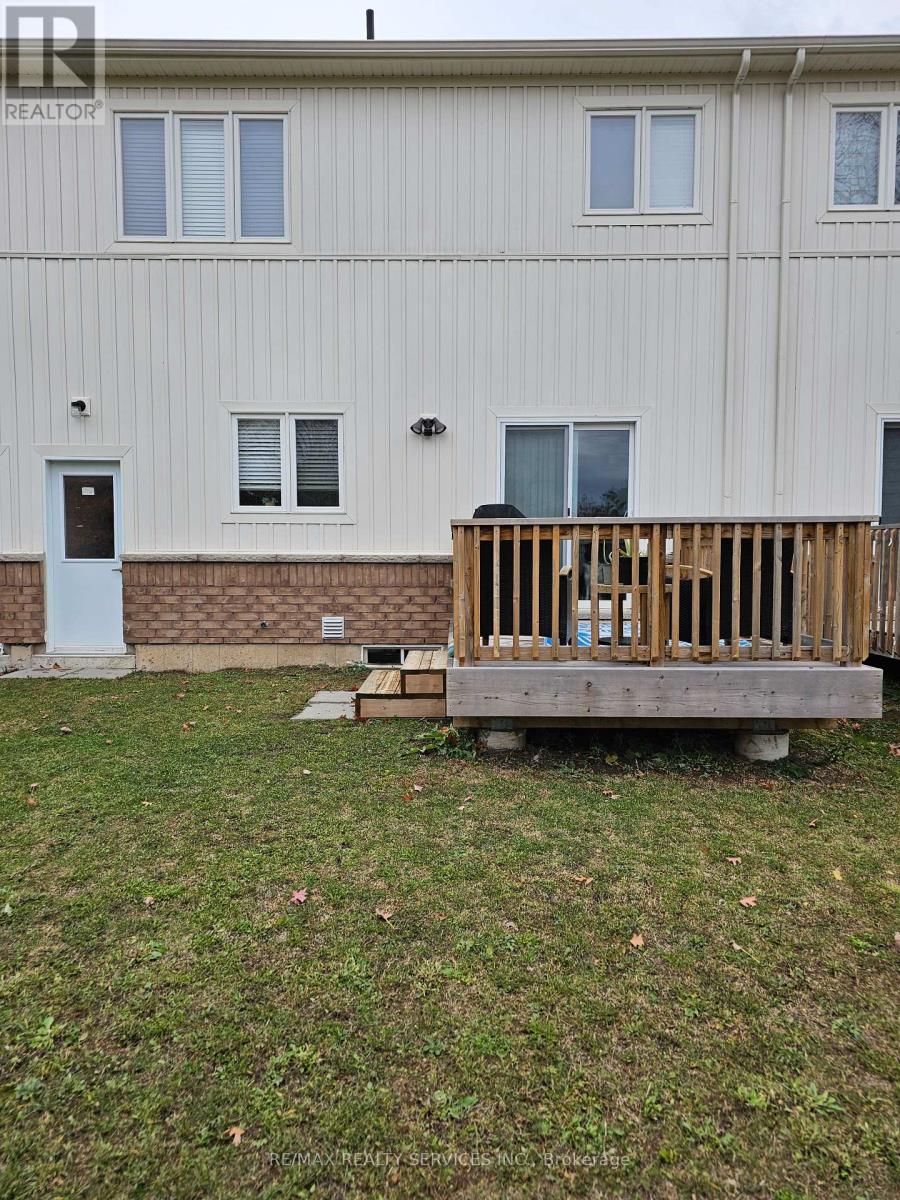 1226 Plato Drive, Fort Erie, Ontario L2A 0C7 - Photo 19 - X12524310