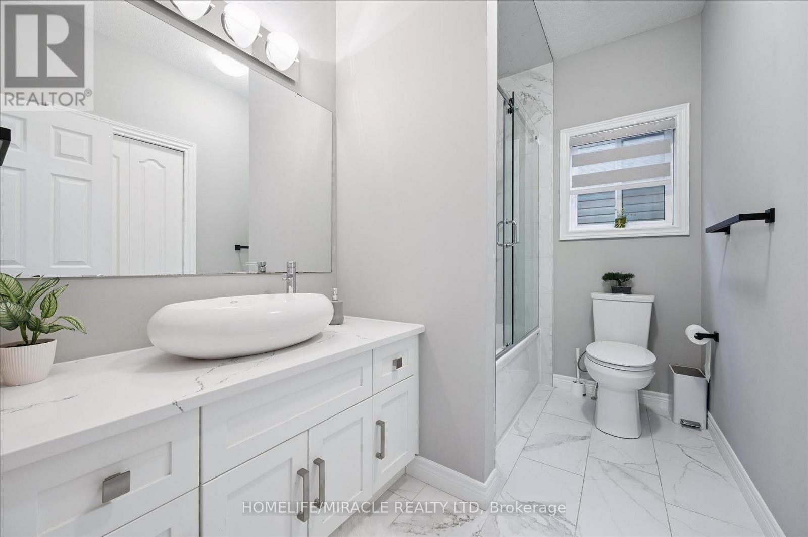 629 Florencedale Crescent W, Kitchener, Ontario  N2R 0N4 - Photo 20 - X12524324