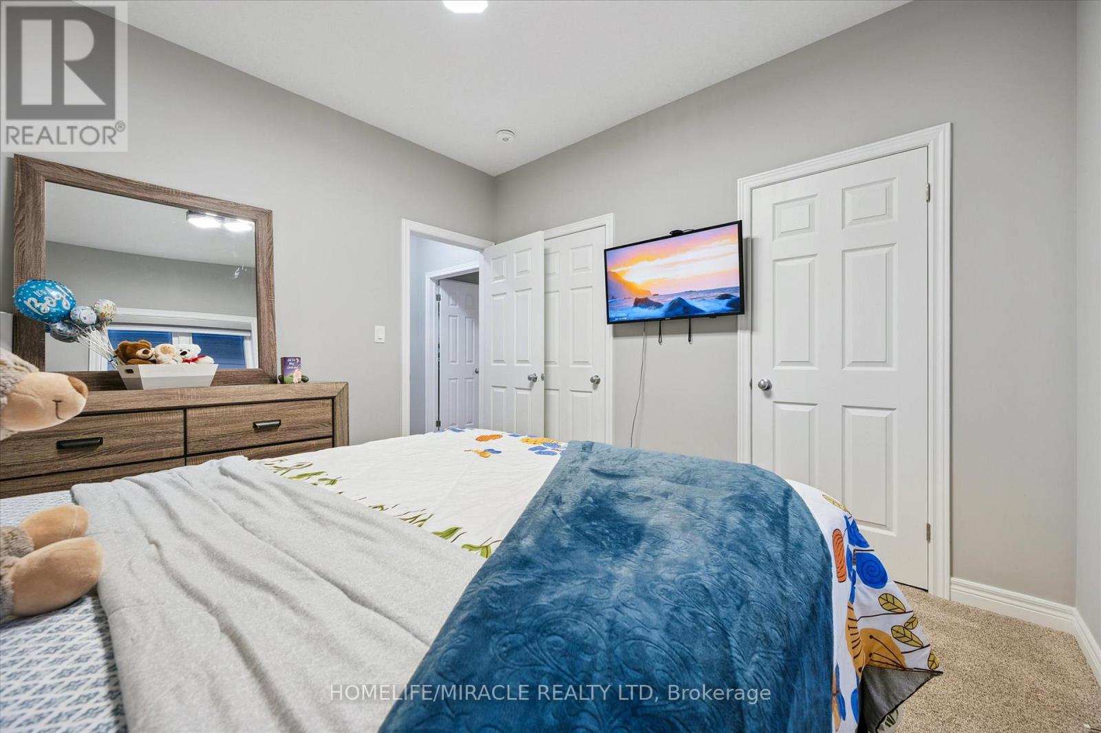 629 Florencedale Crescent W, Kitchener, Ontario  N2R 0N4 - Photo 22 - X12524324