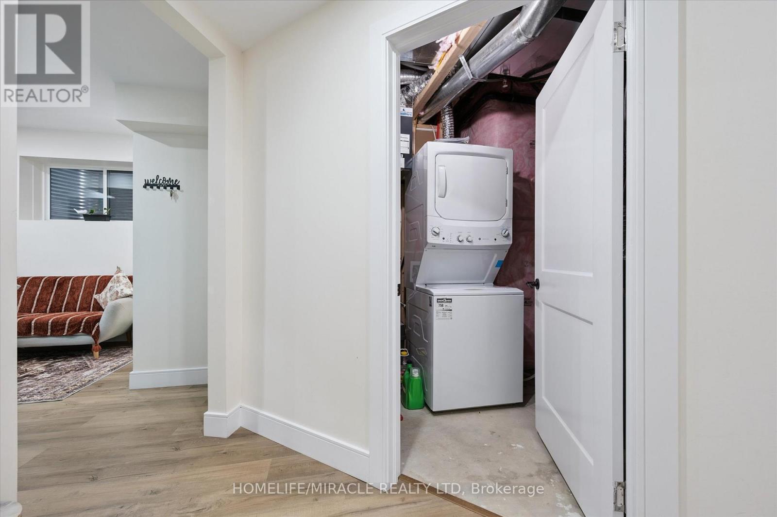 629 Florencedale Crescent W, Kitchener, Ontario  N2R 0N4 - Photo 33 - X12524324