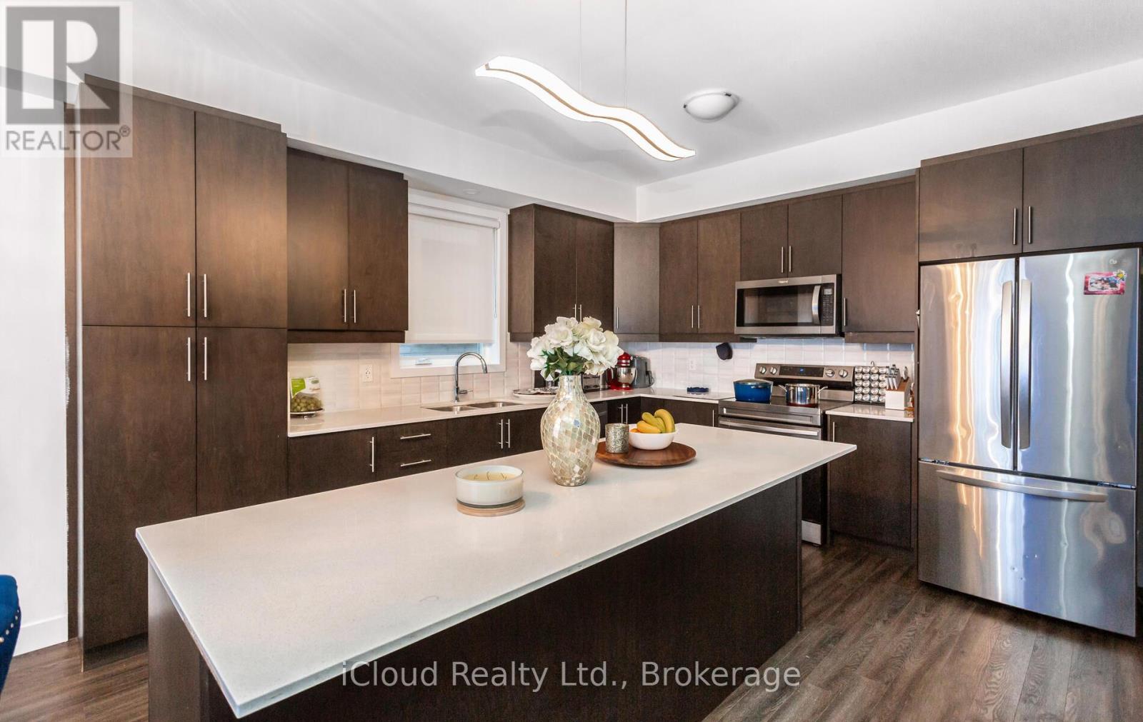 120 Bedrock Drive, Hamilton, Ontario  L8J 0K6 - Photo 15 - X12524344