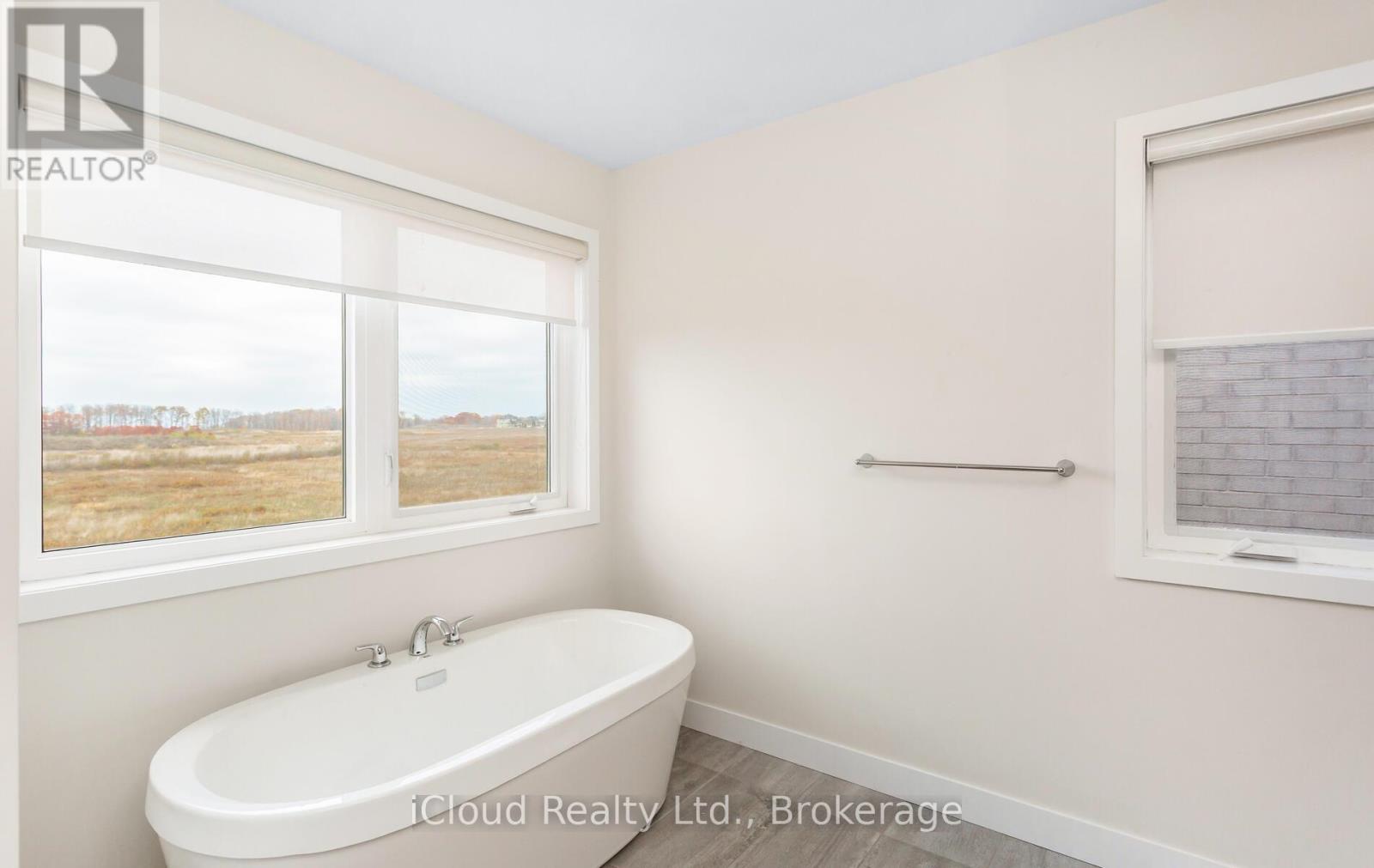 120 Bedrock Drive, Hamilton, Ontario  L8J 0K6 - Photo 22 - X12524344