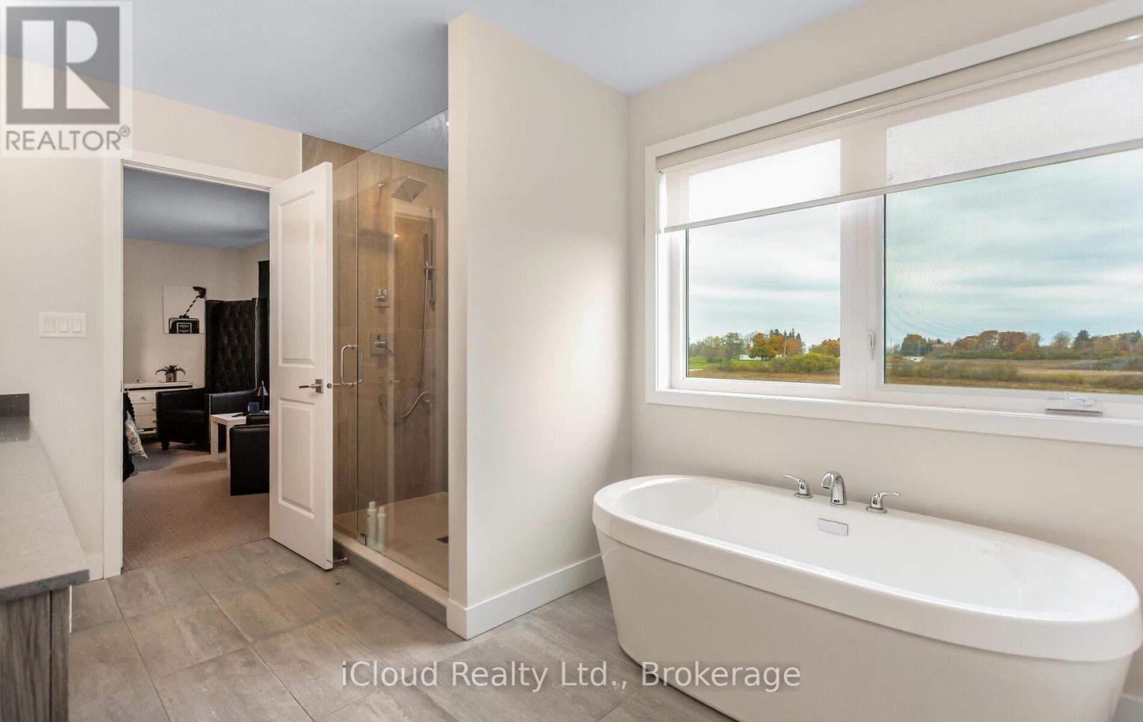 120 Bedrock Drive, Hamilton, Ontario  L8J 0K6 - Photo 23 - X12524344