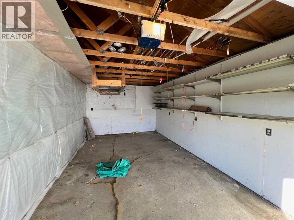 5417 52 Street, Camrose, Alberta  T4V 3C7 - Photo 23 - A2262799