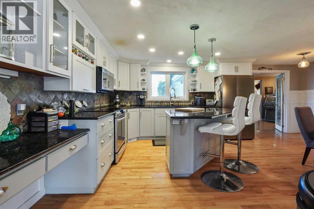 121s 100w, Raymond, Alberta  T0K 2S0 - Photo 20 - A2262466