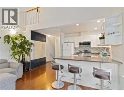 211 2849 Peatt Rd Langford Proper