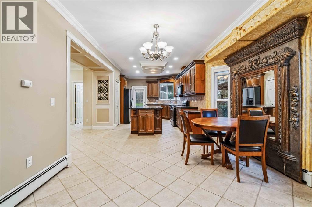 2018 Turnberry Lane, Coquitlam, British Columbia  V3E 3N5 - Photo 5 - R3065871