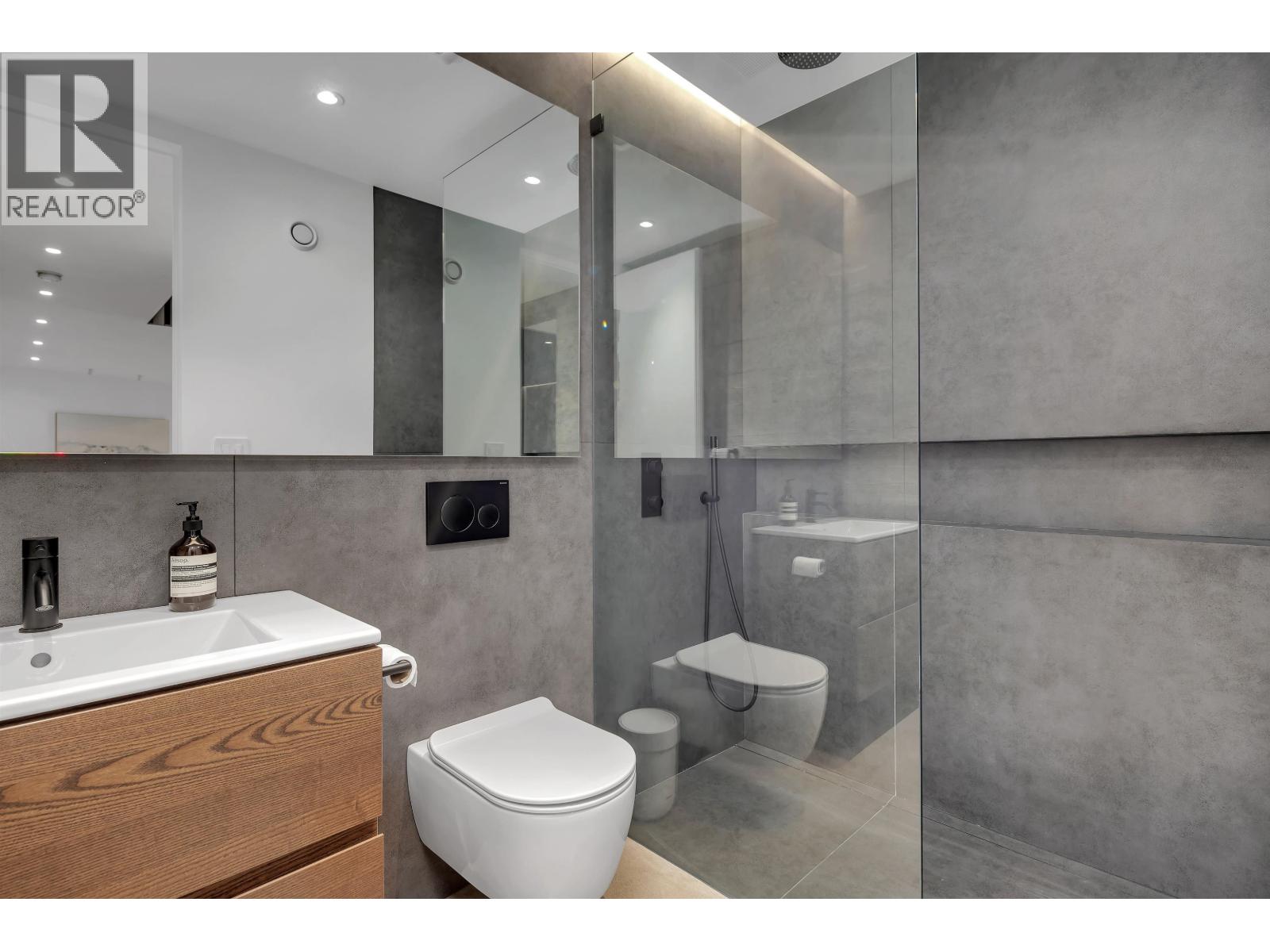 3565 Falcon Crescent, Whistler, British Columbia V8E 0B9 - Photo 23 - R3065880