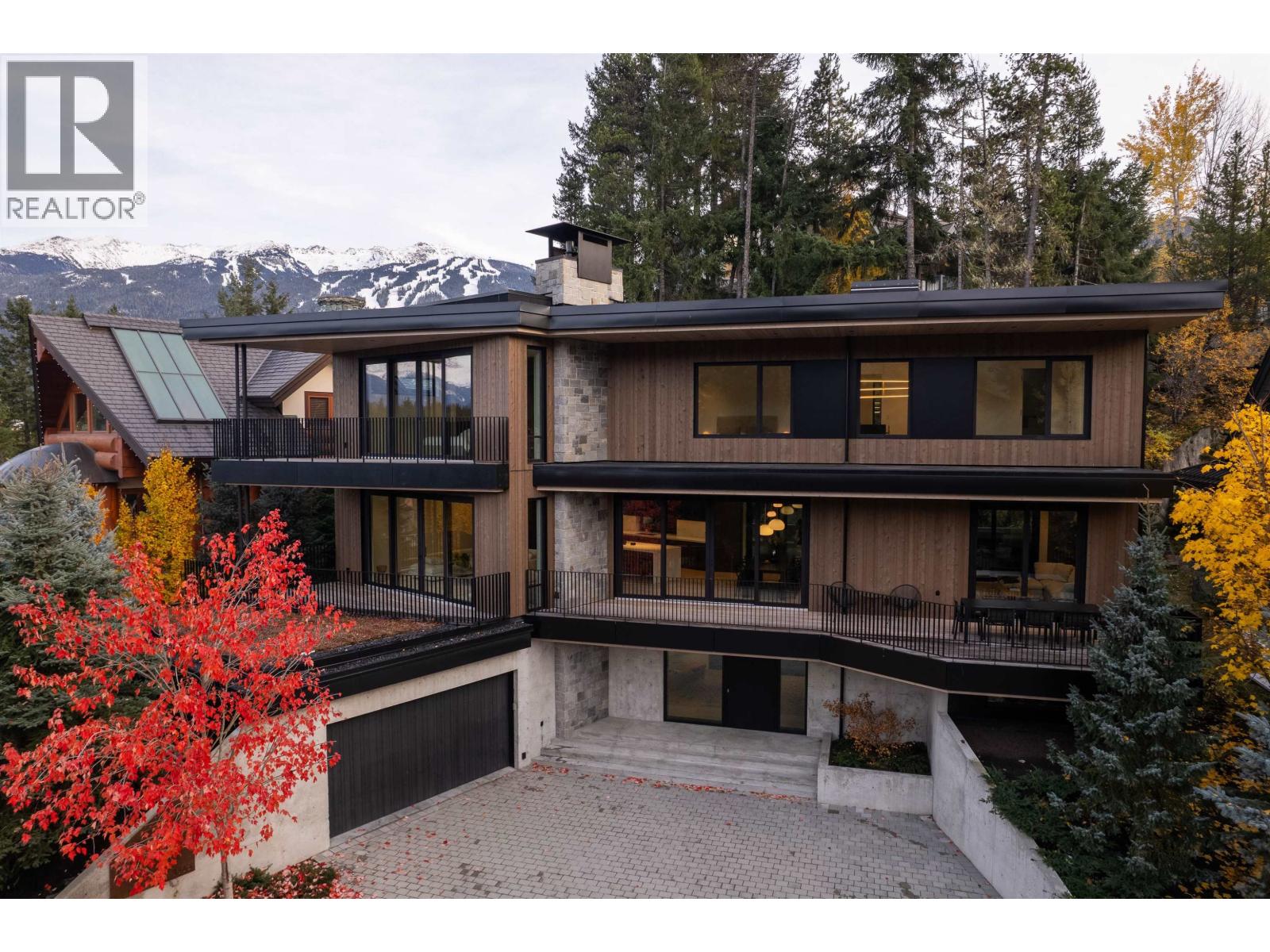 3565 Falcon Crescent, Whistler, British Columbia V8E 0B9 - Photo 39 - R3065880